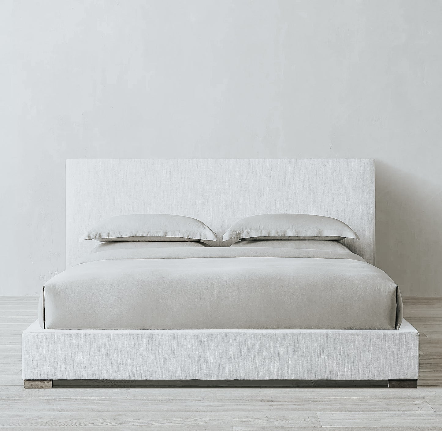 Vita Platform Bed